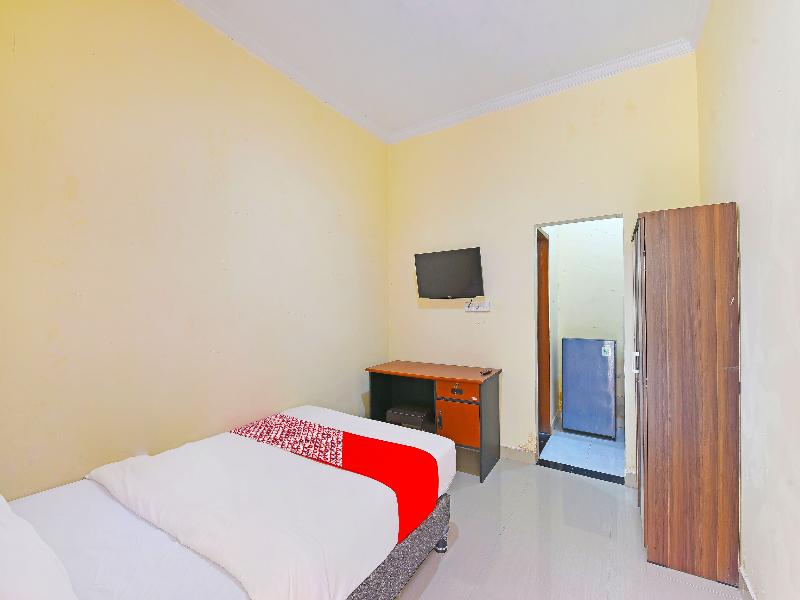 Oyo 91445 Sandat Guest House - Oda
