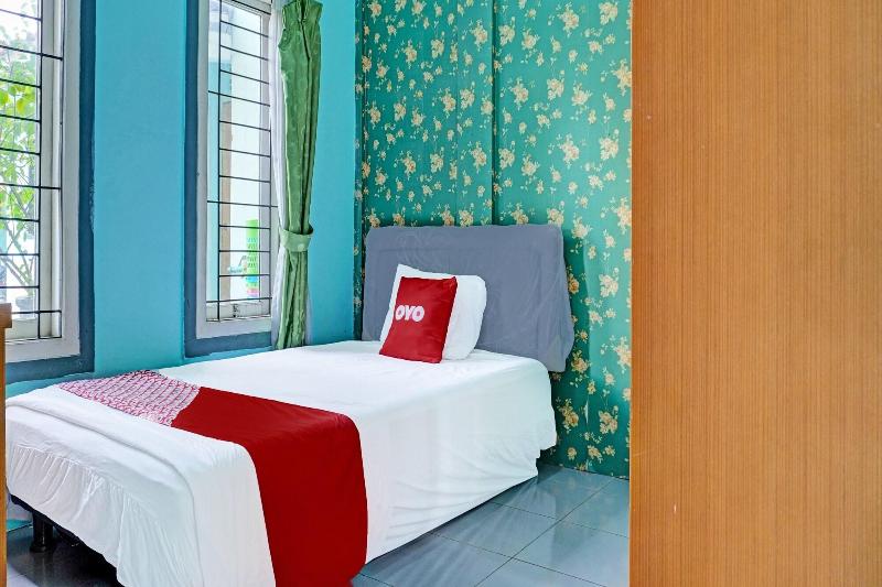 OYO 91731 Home Stay Elis Cateliya Syariah - Oda