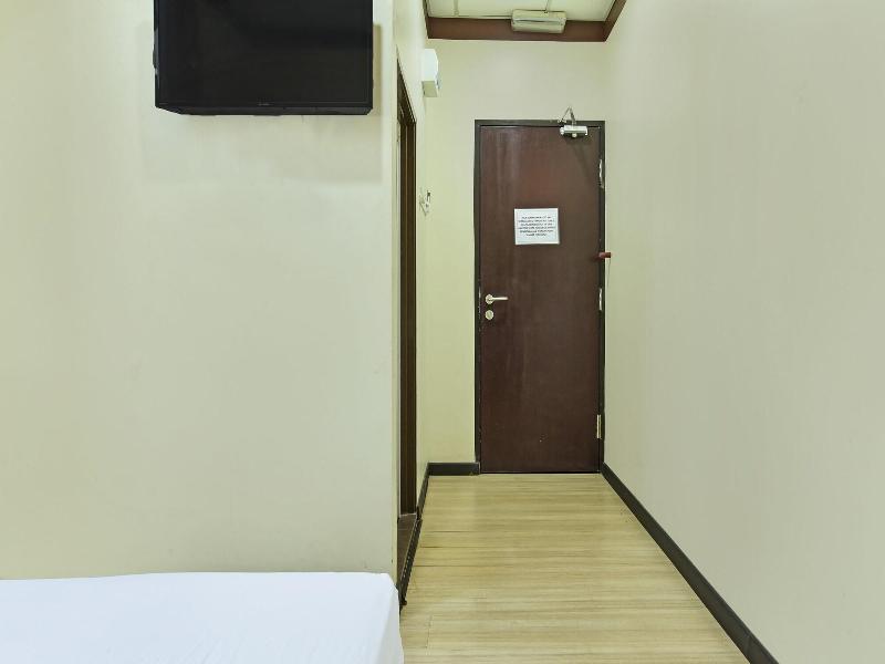 Express O 91176 Hotel Puri Gandaria - Oda