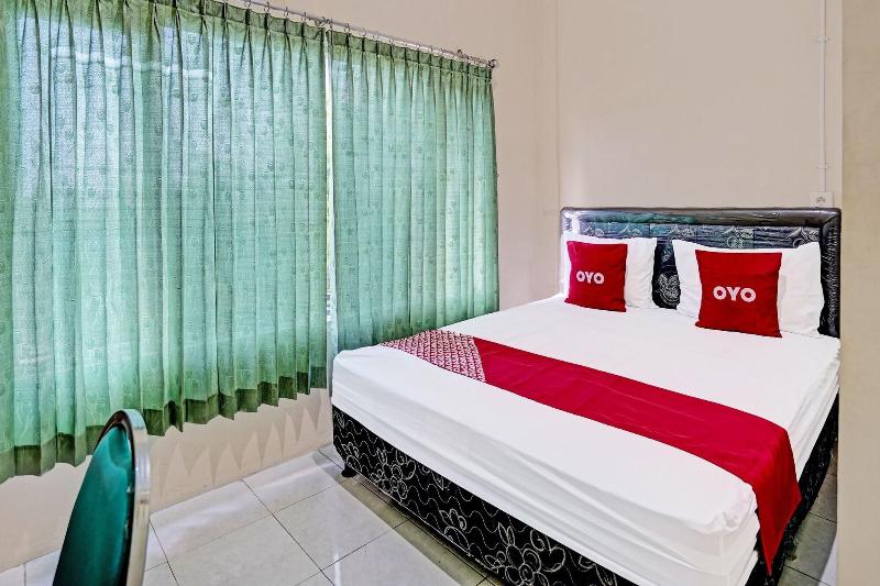 Oyo 91572 Kost Esklusif Barokah - Oda