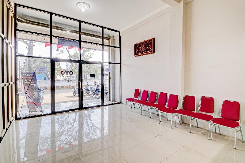 Heboh Guest House Syariah - Lobi