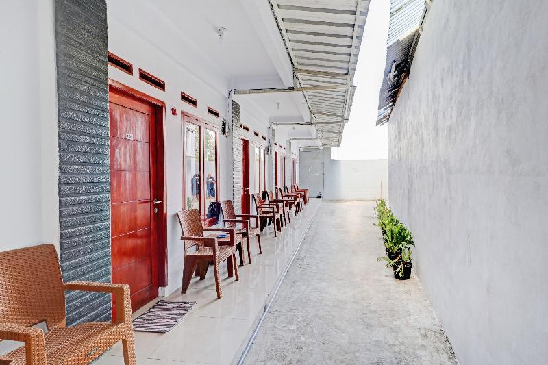 Heboh Guest House Syariah - Lobi