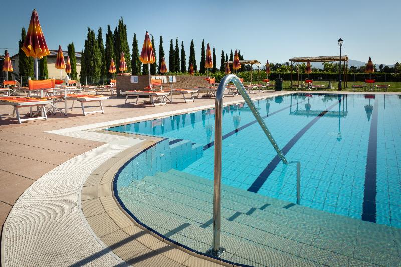 Residence Borgo Verde - Havuz
