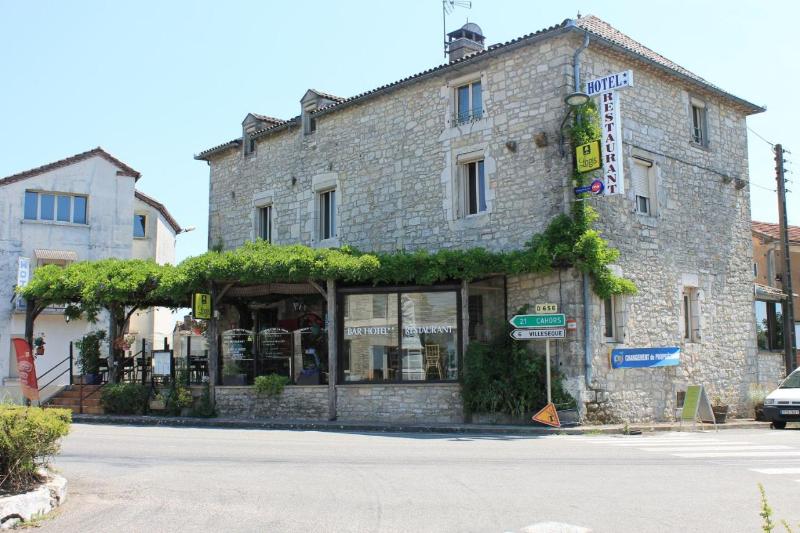 Auberge De La Tour - Genel