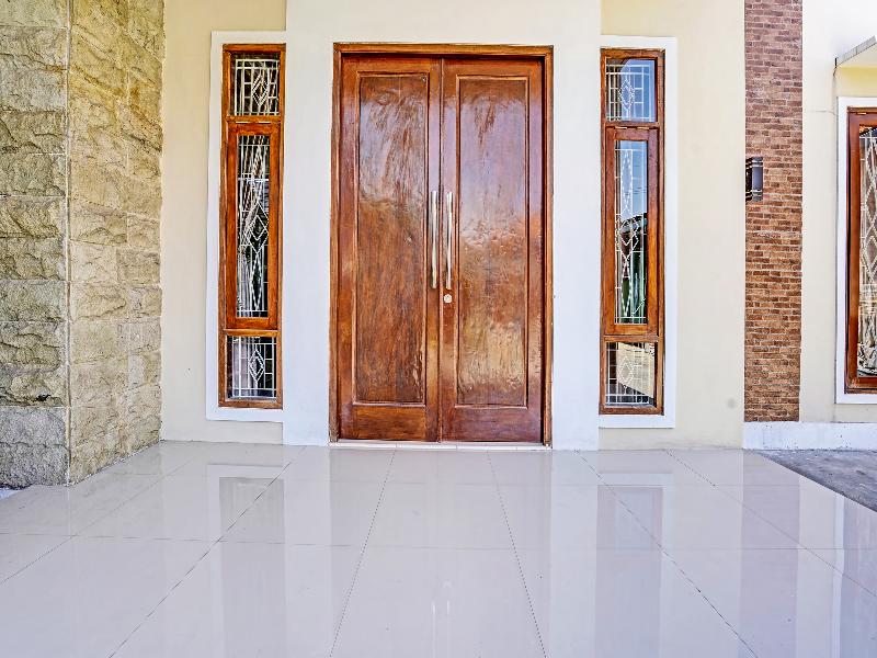 Spot On 91403 Reva Residence Syariah - Genel