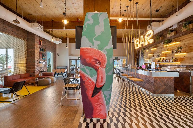 Fuwairit Kite Beach Tapestry Collection By Hilton - Bar