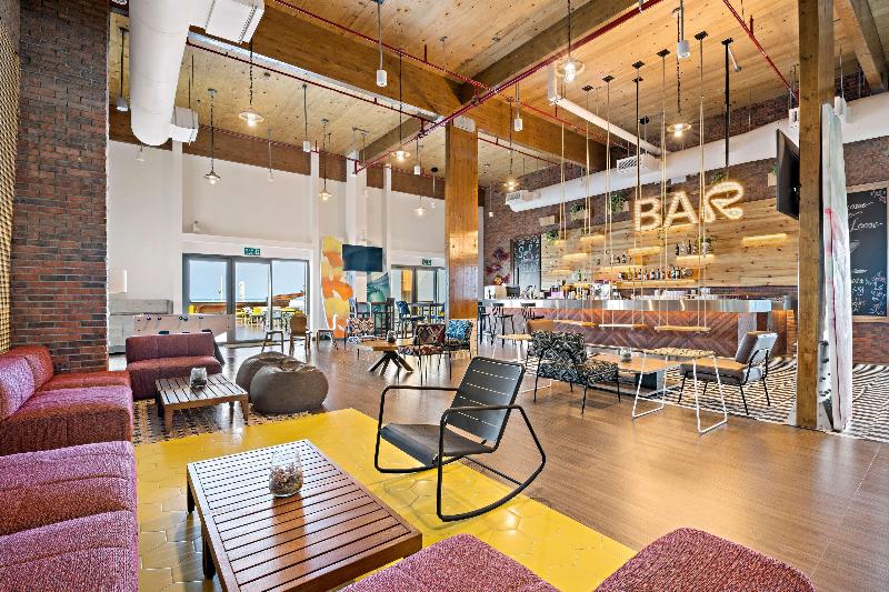 Fuwairit Kite Beach Tapestry Collection By Hilton - Bar