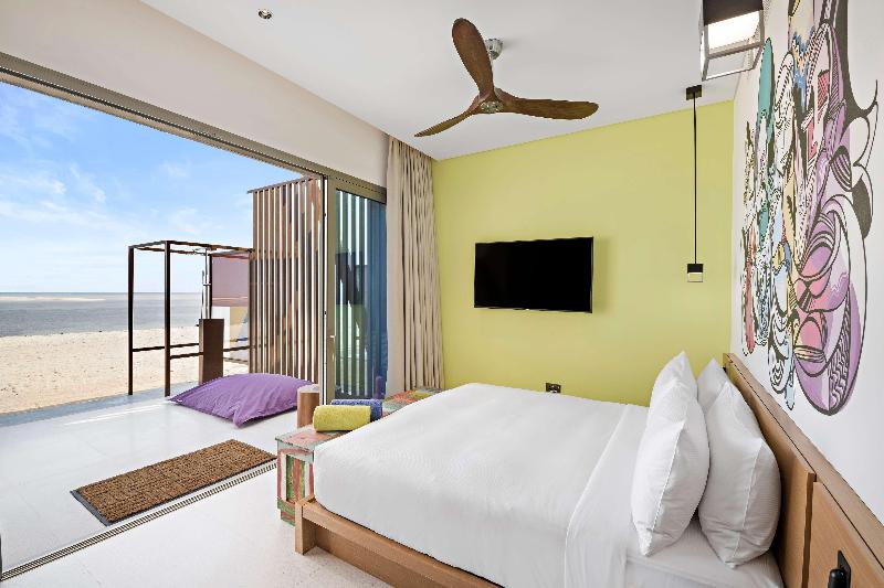 Fuwairit Kite Beach Tapestry Collection By Hilton - Oda