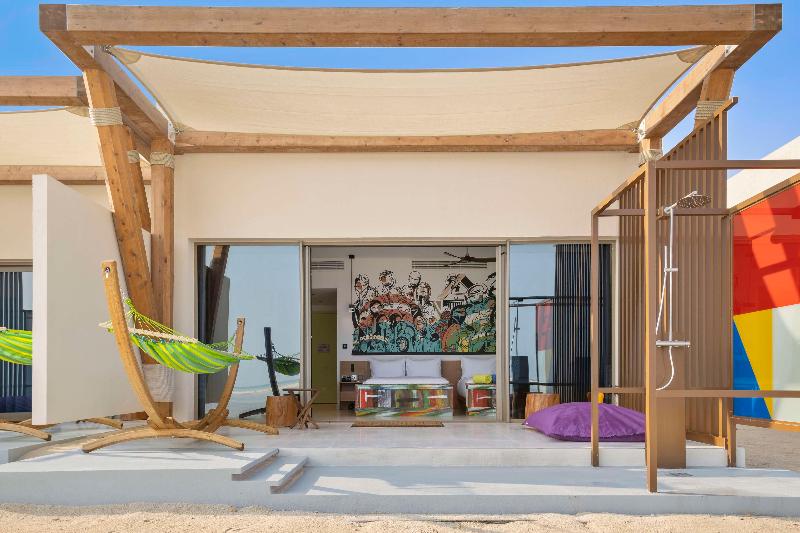 Fuwairit Kite Beach Tapestry Collection By Hilton - Oda
