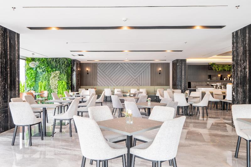Aston Sorong Hotel & Conference Center - Restoran