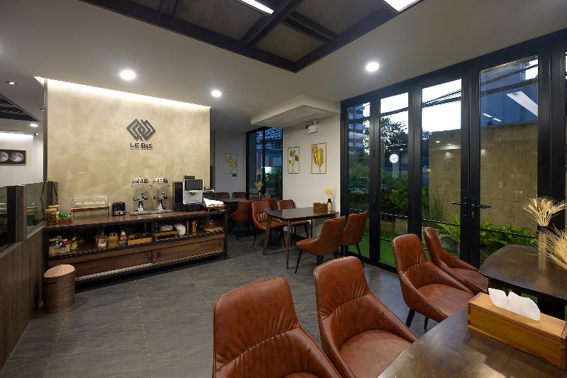 Le Bis Hotel - Lobi