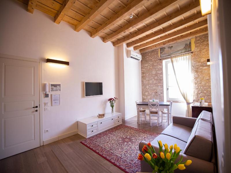 Residence Corte San Carlo - Oda