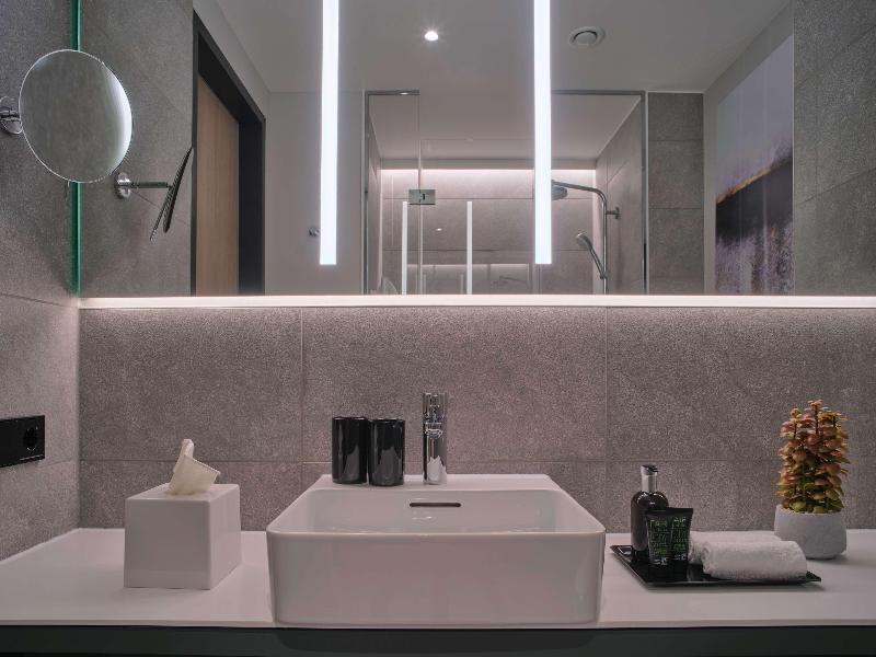 Adina Apartment Hotel Wiesbaden - Oda