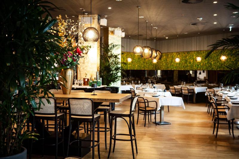 Adina Apartment Hotel Wiesbaden - Restoran