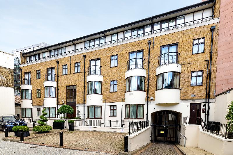 Cheval Knightsbridge - Genel