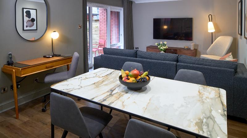 Cheval Knightsbridge - Oda