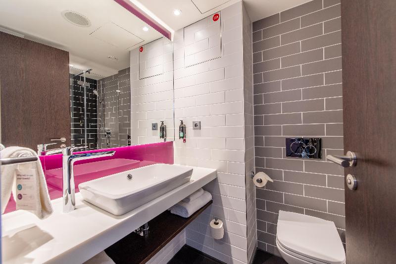 Premier Inn Stuttgart City Centre - Oda