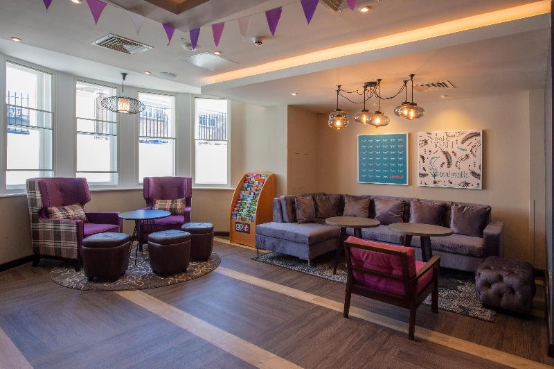 Premier Inn Llandudno Town Centre - Bar