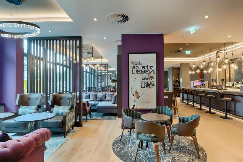 Premier Inn Hamburg City Klostertor - Lobi