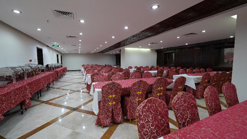 Al Kiram Hotel - Restoran
