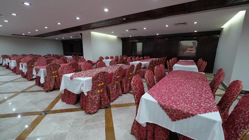 Al Kiram Hotel - Restoran