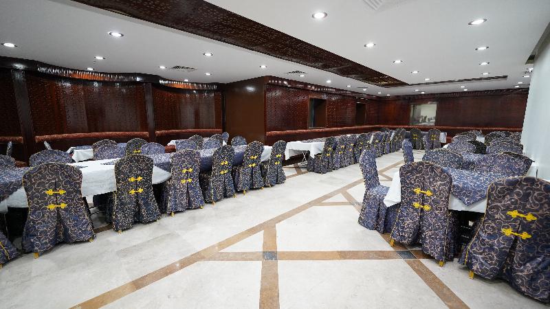 Al Kiram Hotel - Restoran