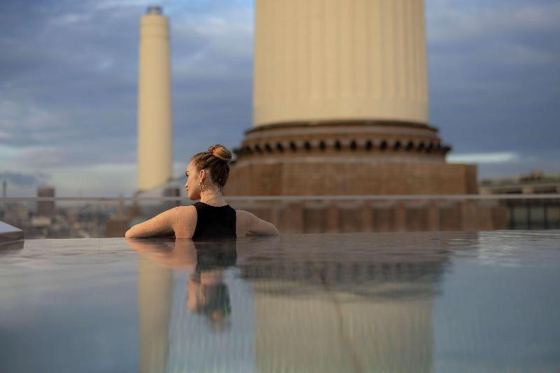 Art'otel London Battersea Power Station - Havuz