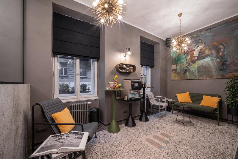 The Viaduct - Suites & More - Lobi