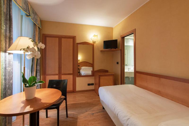 Hotel Bologna - Oda