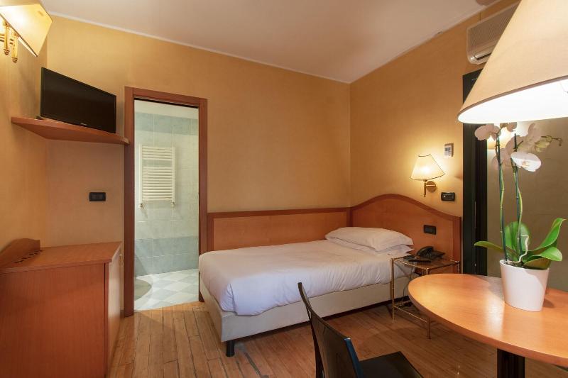 Hotel Bologna - Oda
