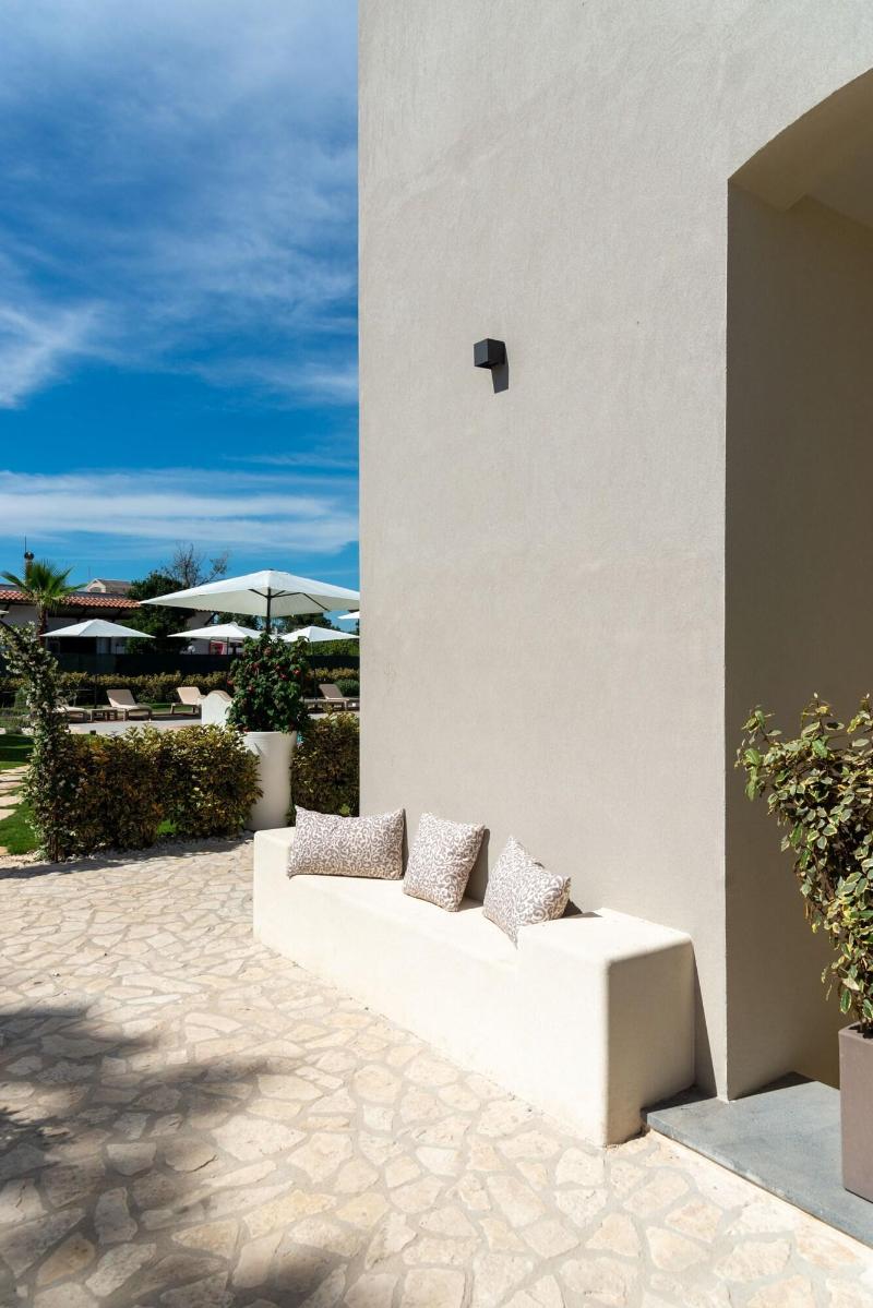 Insula Boutique Hotel - Lobi