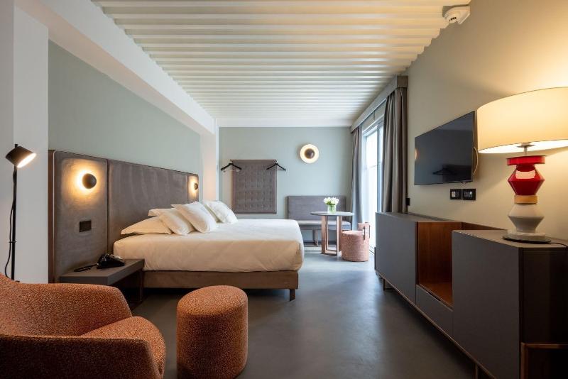 Vis Urban Suites & Spa - Oda
