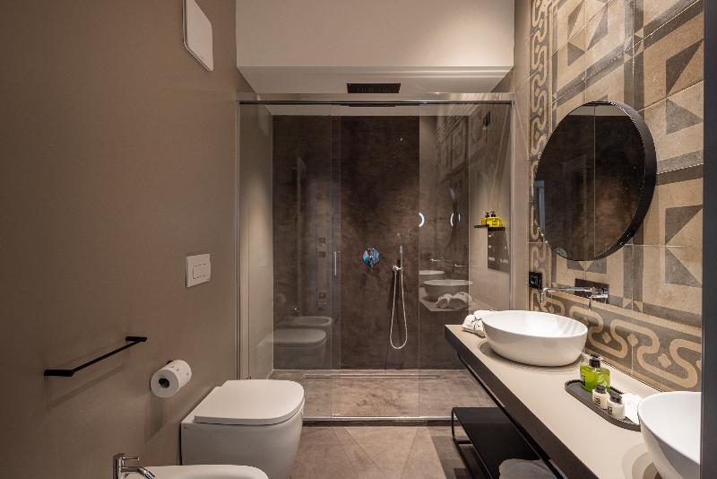 Vis Urban Suites & Spa - Oda