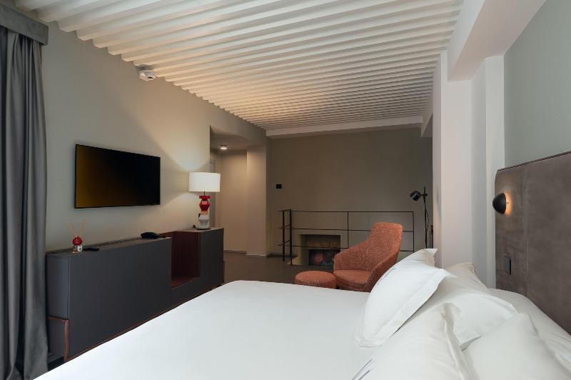 Vis Urban Suites & Spa - Oda