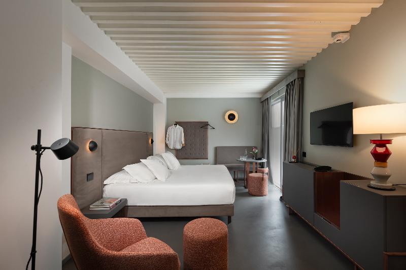 Vis Urban Suites & Spa - Oda