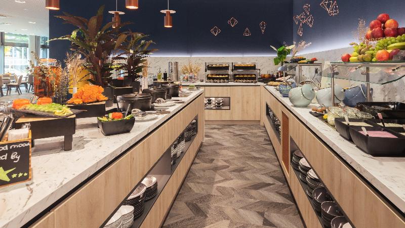 Holiday Inn - the niu, Kettle Stuttgart Vaihingen - Restoran