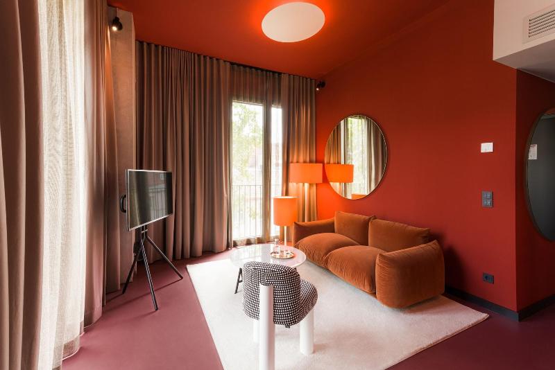 Emilu Design Hotel - Oda
