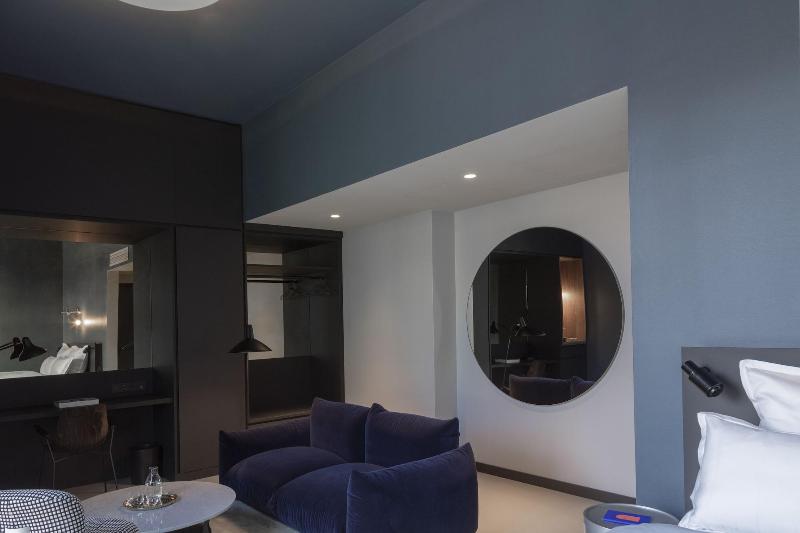 Emilu Design Hotel - Oda