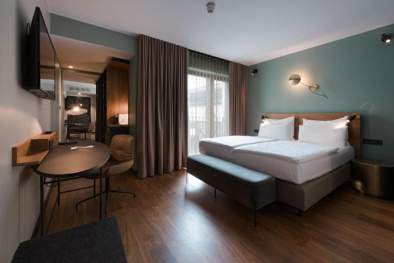 Emilu Design Hotel - Oda