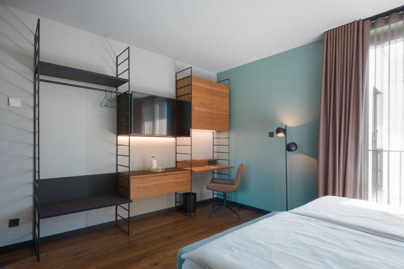Emilu Design Hotel - Oda