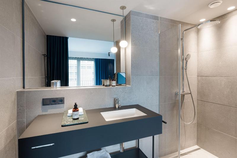 Emilu Design Hotel - Oda
