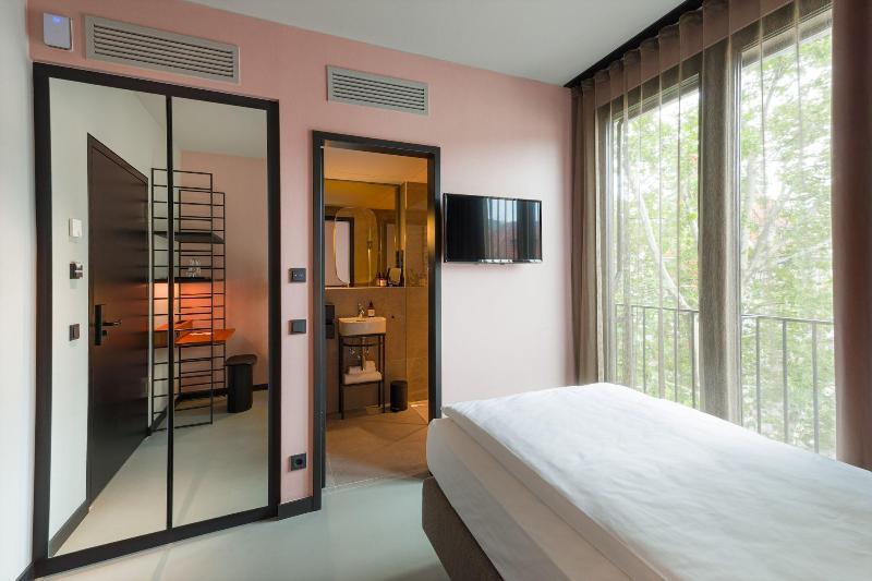 Emilu Design Hotel - Oda