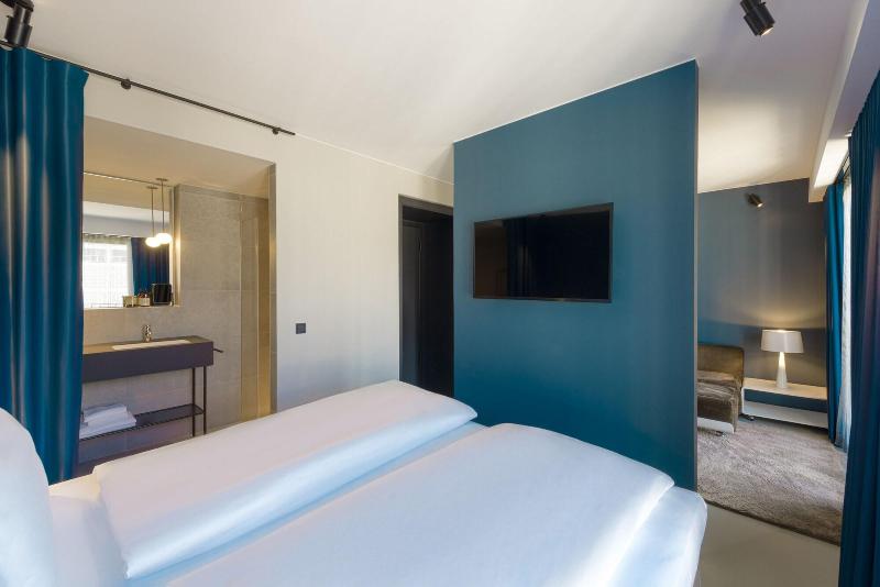 Emilu Design Hotel - Oda