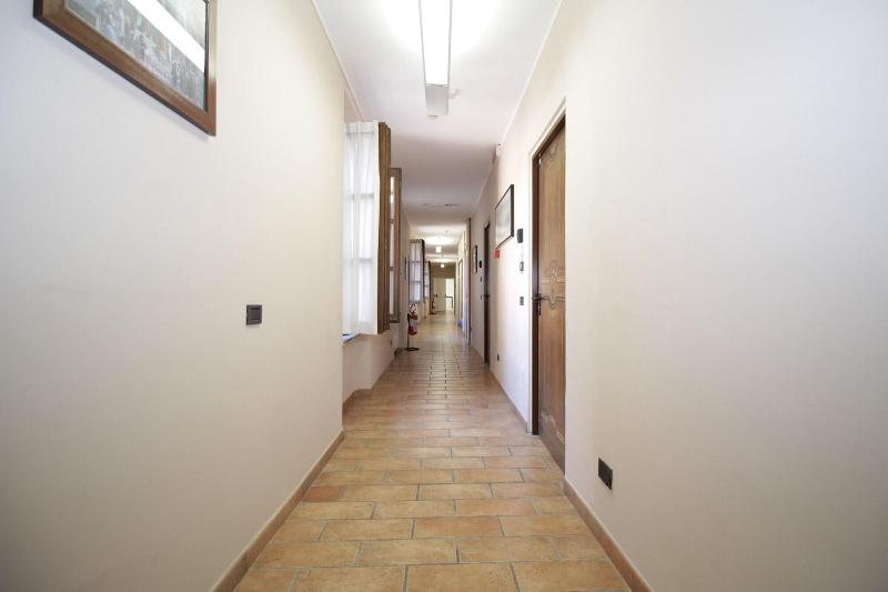 Hotel Tornielli 9 - Lobi