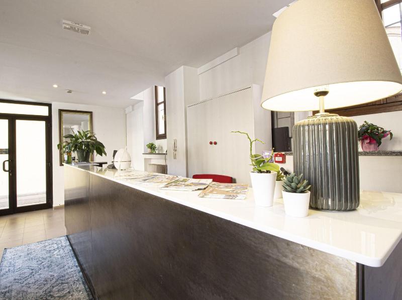 Hotel Tornielli 9 - Lobi