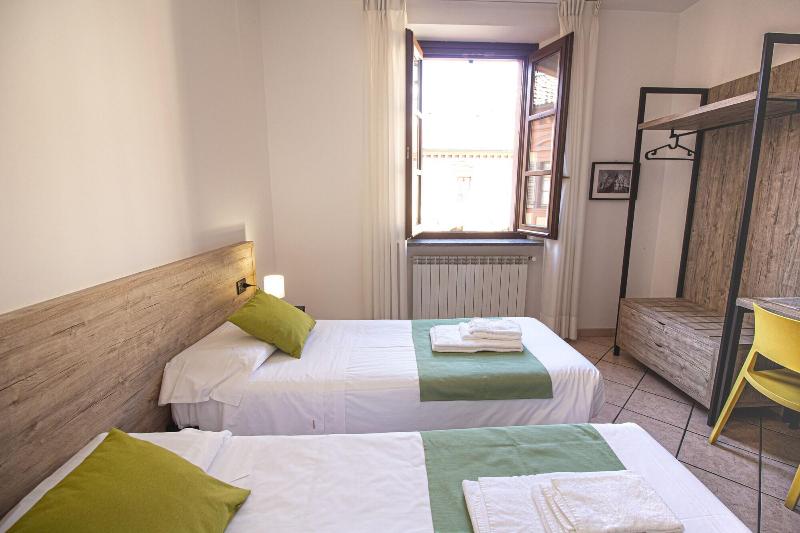 Hotel Tornielli 9 - Oda