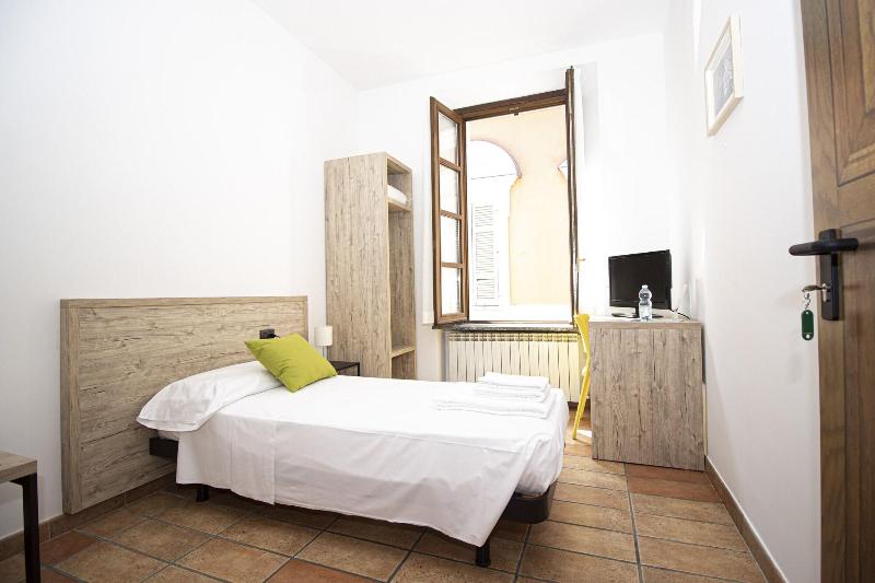 Hotel Tornielli 9 - Oda
