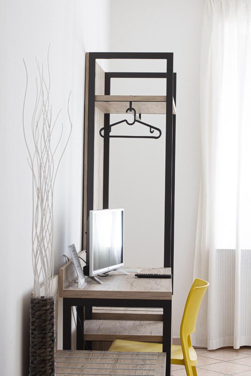 Hotel Tornielli 9 - Oda