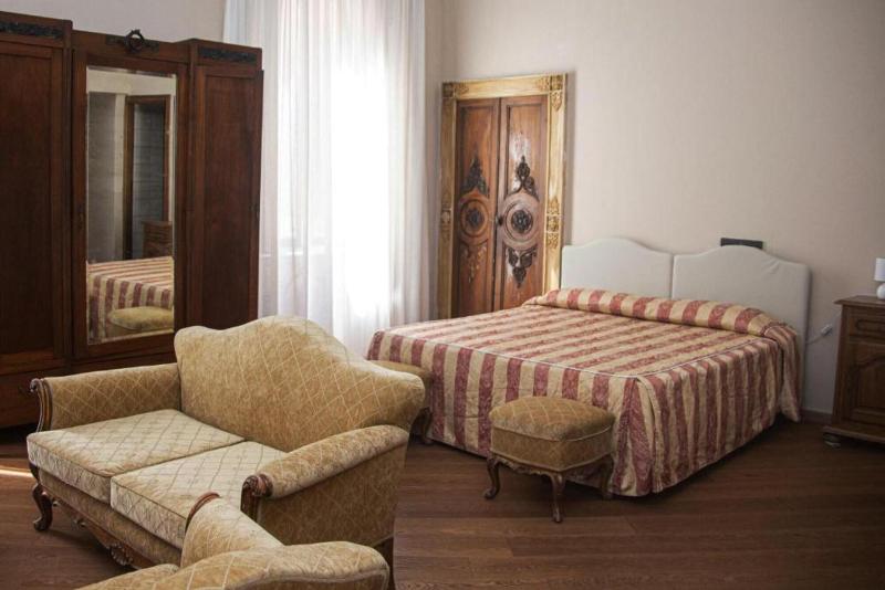Hotel Tornielli 9 - Oda