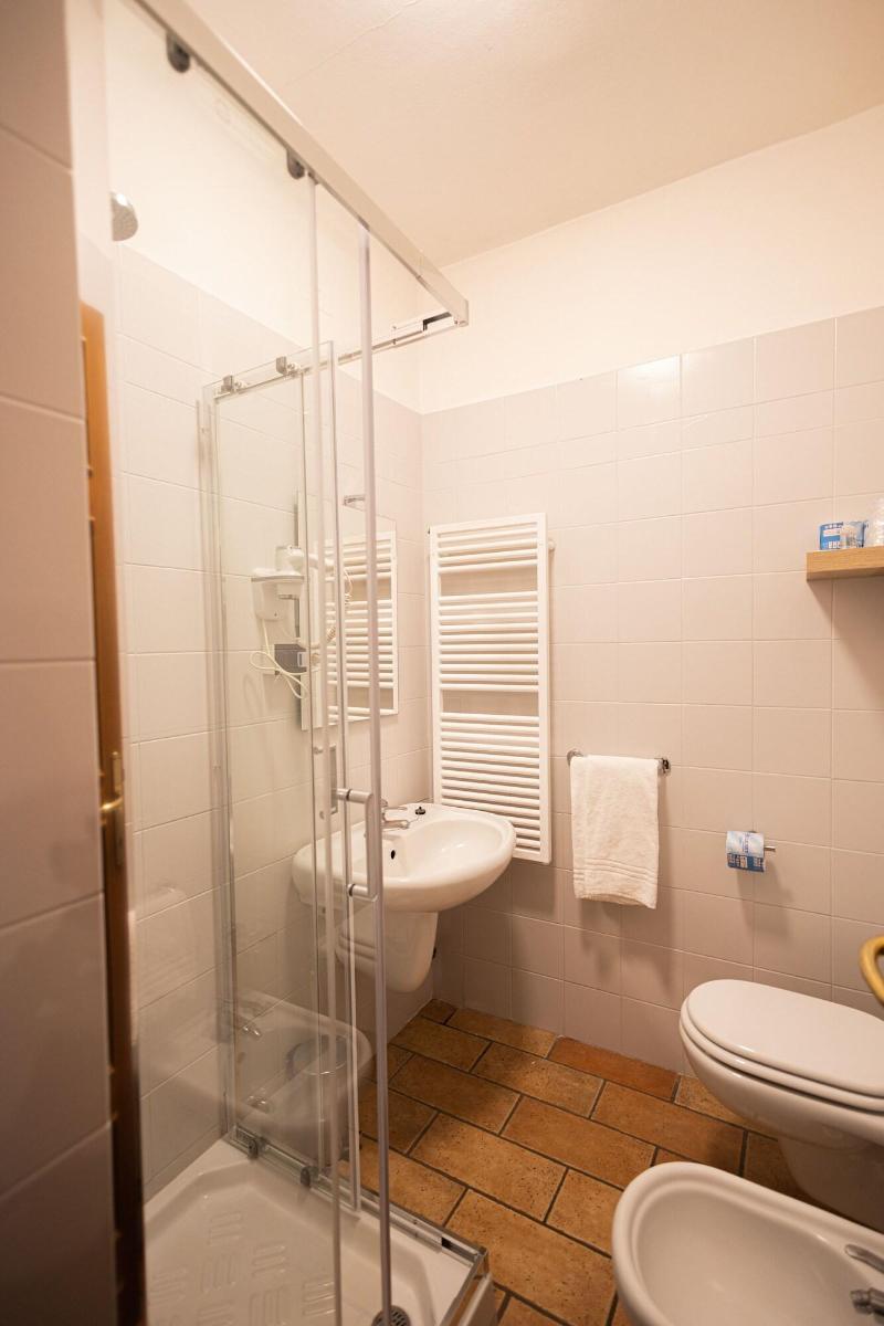 Hotel Tornielli 9 - Oda